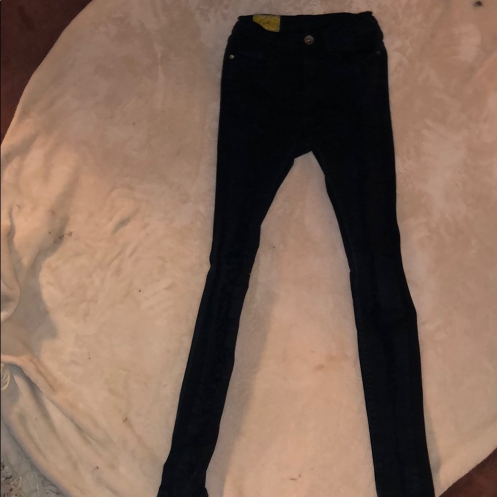 Black Ripped Skinny Jeans